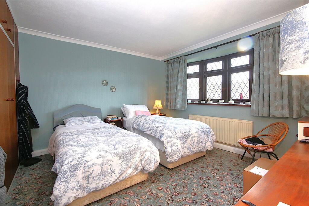 Property image - Landseer Close, Hillmorton, Rugby