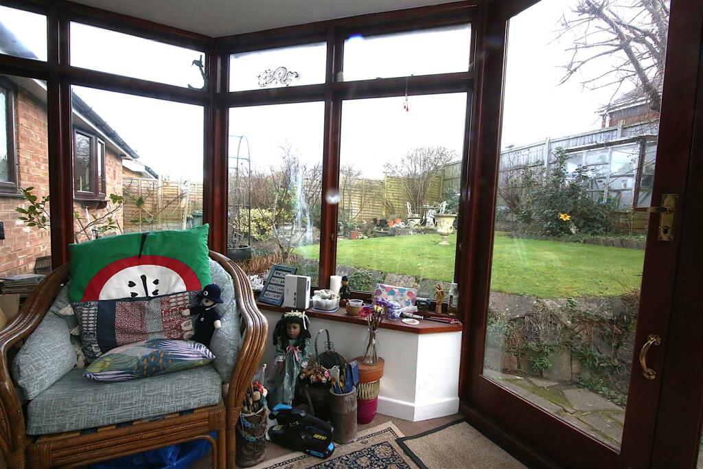 Additional property image - Landseer Close, Hillmorton, Rugby