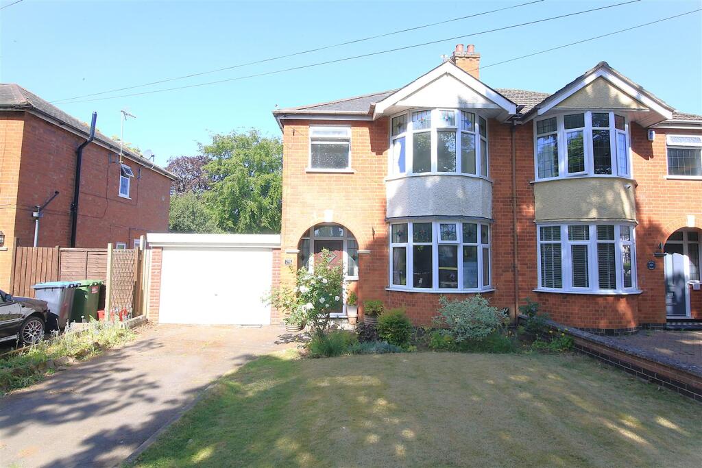 Main image of property: Bilton Road, Rugby