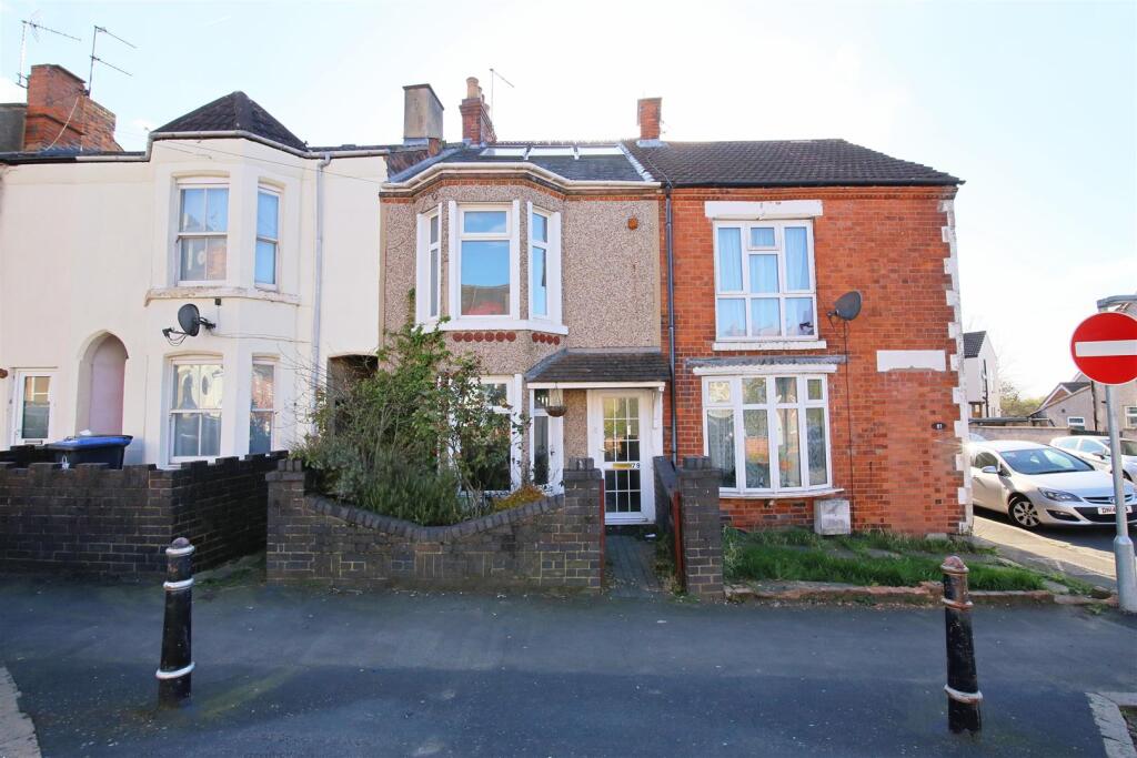 Main image of property: South Street, Rugby