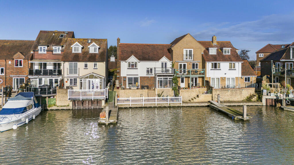 Main image of property: North Quay, Abingdon Marina, OX14