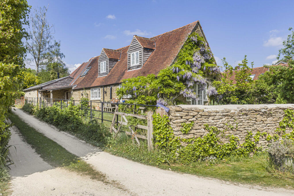 Main image of property: Off Abingdon Road, Kingston Bagpuize, OX13