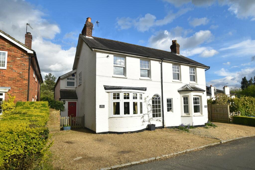 3 bedroom semidetached house for sale in Windmill Hill, Coleshill