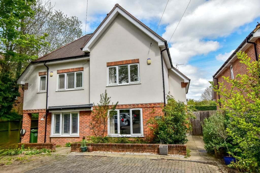 Main image of property: White Lion Road, Little Chalfont, Buckinghamshire, HP7