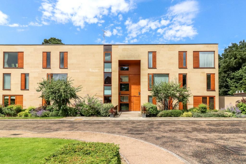 2 bedroom apartment for sale in Cliveden Gages, Taplow, Buckinghamshire