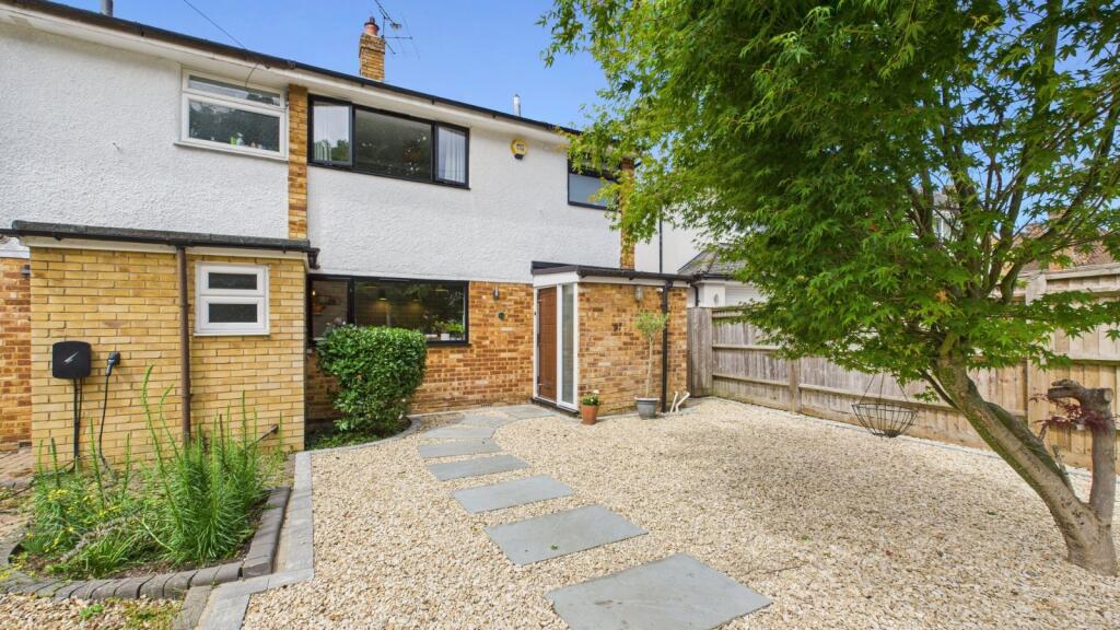 Main image of property: Holtspur Top Lane, Beaconsfield, HP9