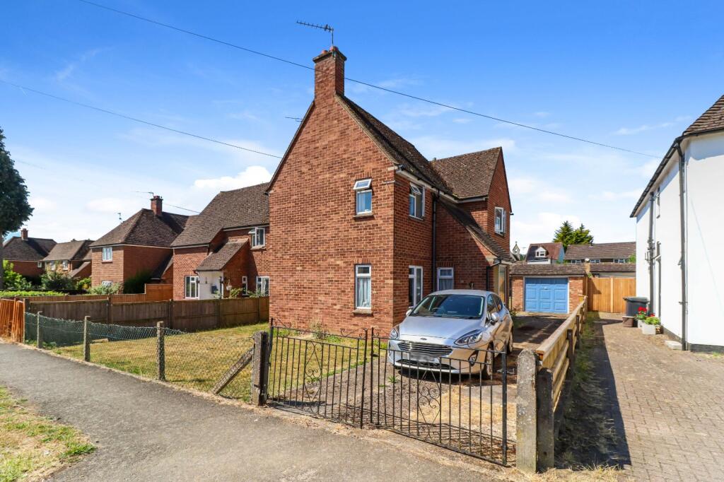Main image of property: Hearnes Meadow, Seer Green, Buckinghamshire, HP9