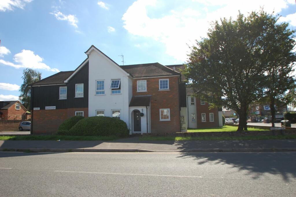 2 bedroom apartment for sale in 13 Home Farm Court, Narcot Lane