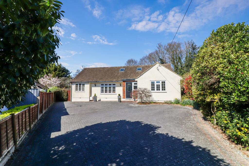 Main image of property: Orchard Road, Chalfont St. Giles, Buckinghamshire, HP8