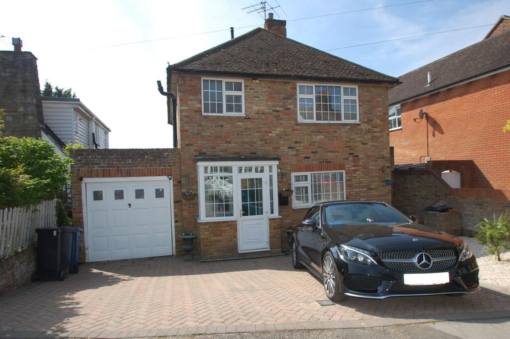 Main image of property: Sycamore Road, Chalfont St Giles, Buckinghamshire, HP8