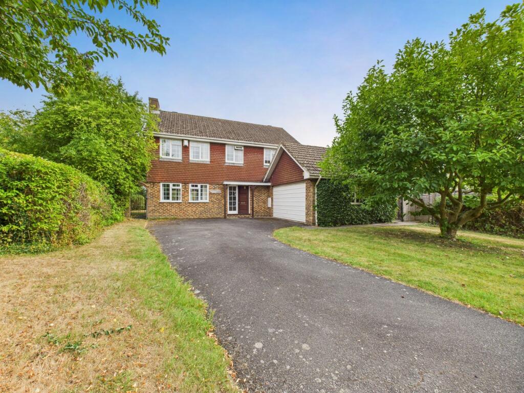 Main image of property: Valentine Way, Chalfont St. Giles, Buckinghamshire, HP8