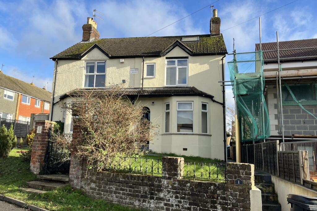 Main image of property: Florabella Villas, Back Lane, Chalfont St. Giles, Buckinghamshire, HP8