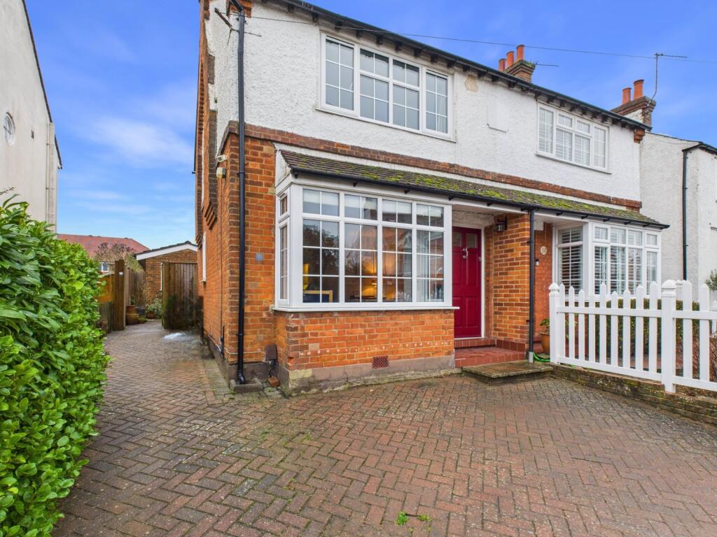 Main image of property: Sycamore Road, Chalfont St. Giles, Buckinghamshire, HP8