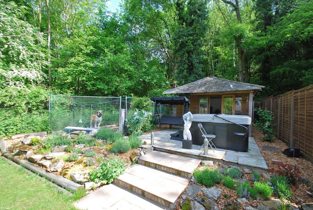 3 bedroom detached house for sale in Potkiln Lane, Jordans