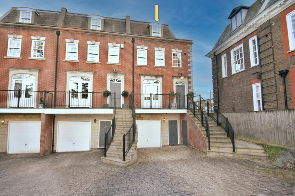 Main image of property: Springfield Place, Gerrards Cross, Buckinghamshire, SL9
