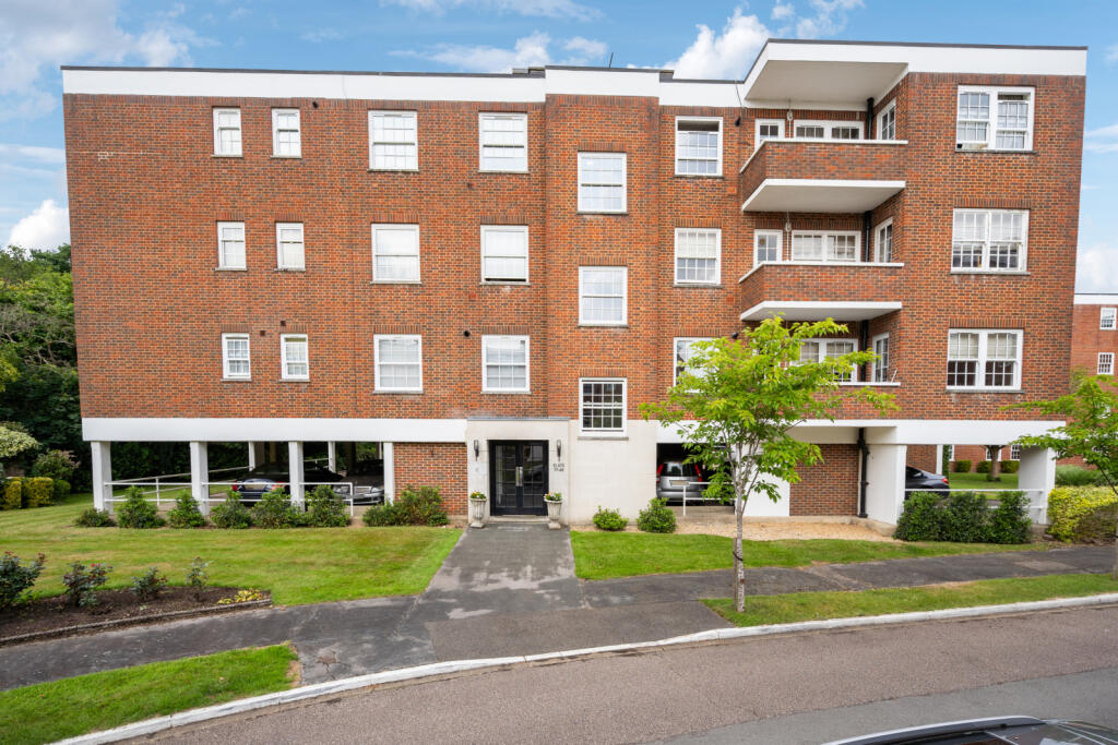 Main image of property: Bulstrode Court, Gerrards Cross, Buckinghamshire, SL9
