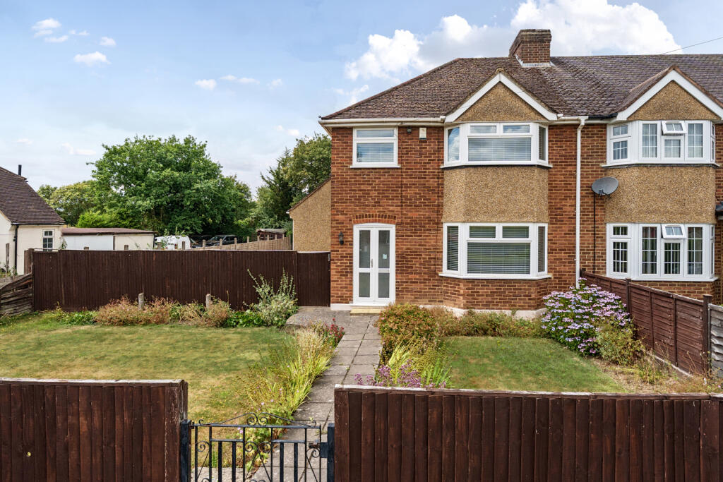 Main image of property: Elizabeth Way, Stoke Poges, Buckinghamshire, SL2