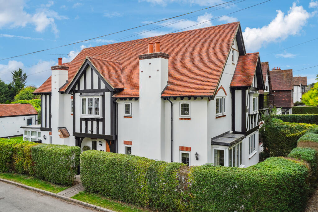 Main image of property: The Greenway, Gerrards Cross, Buckinghamshire, SL9