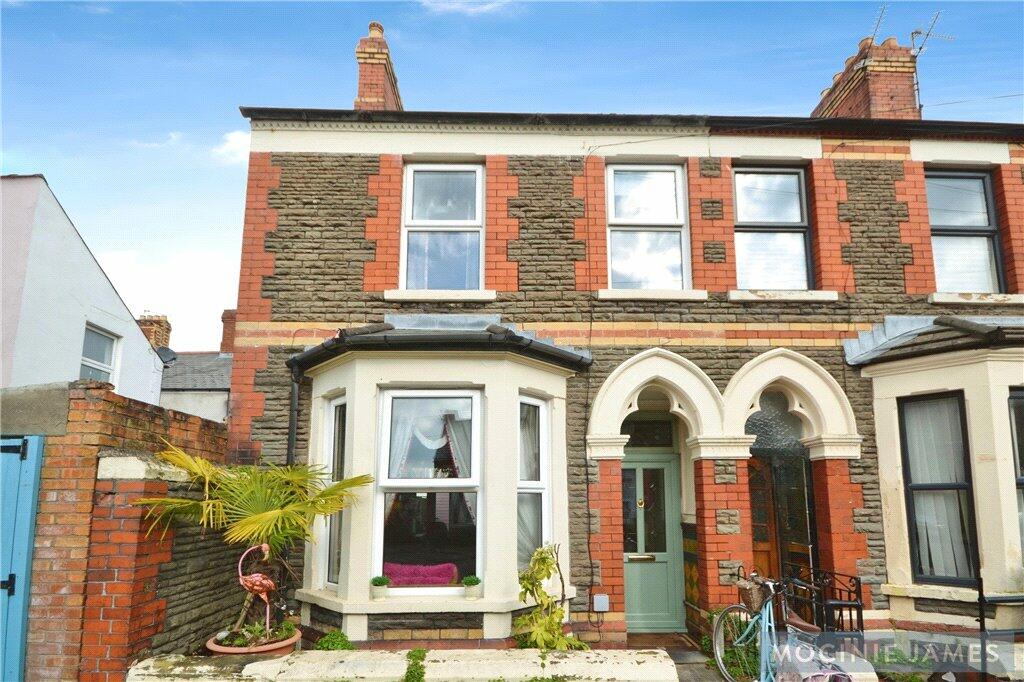 4 bedroom end of terrace house for sale in Tullock Street, Roath, Cardiff, CF24