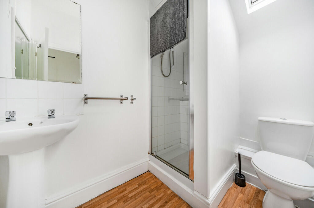 Additional property image - Newport Road, Cardiff