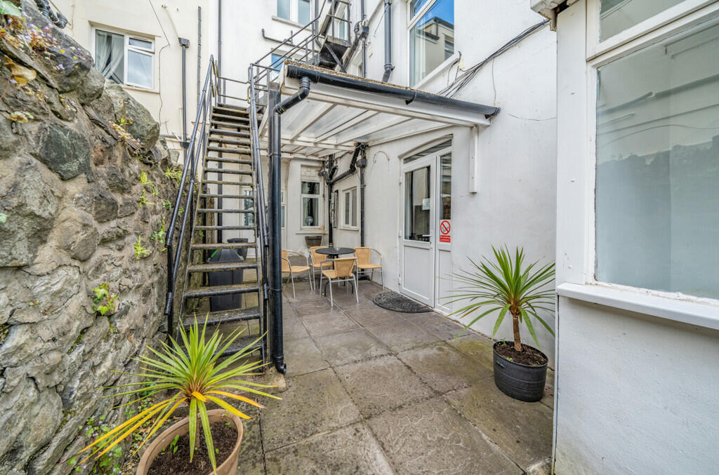 Additional property image - Newport Road, Cardiff