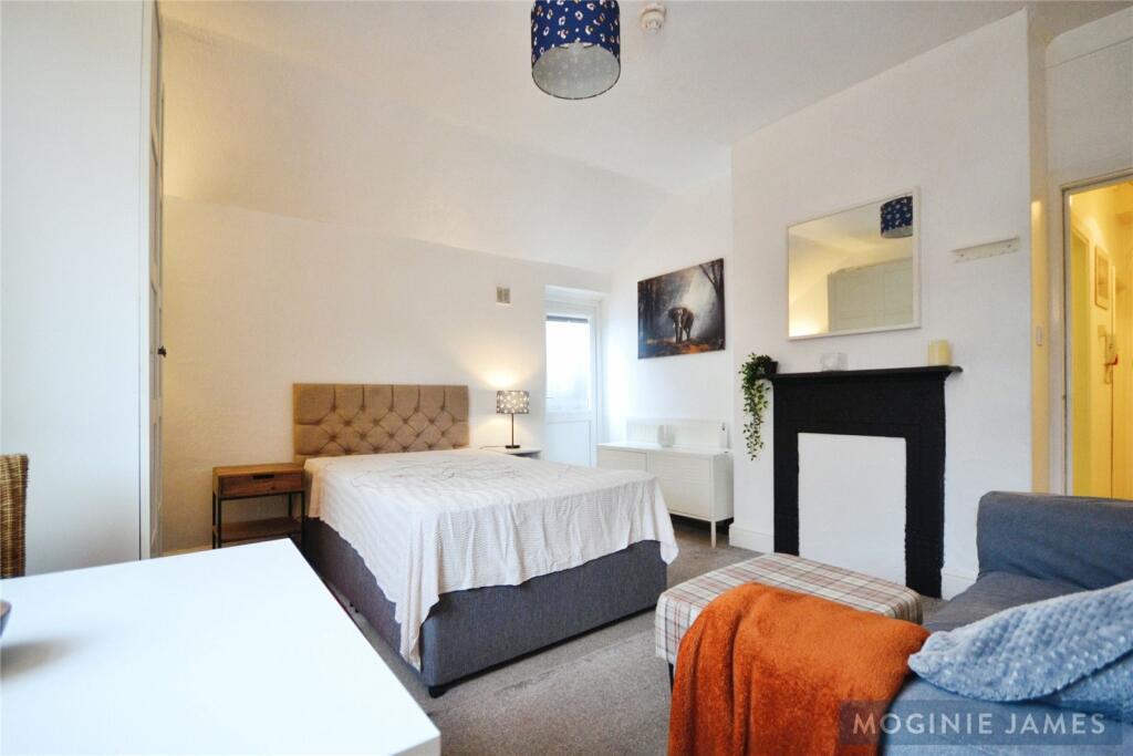 Additional property image - Pen-y-Lan Road, Cardiff