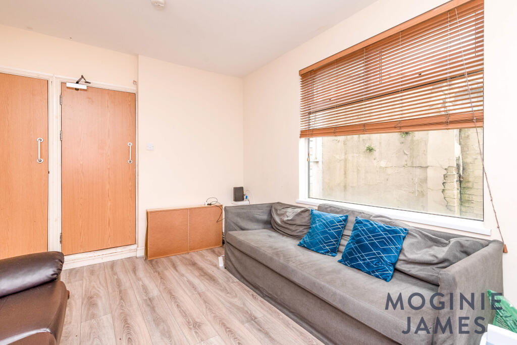 Additional property image - Malefant Street, Cathays, Cardiff