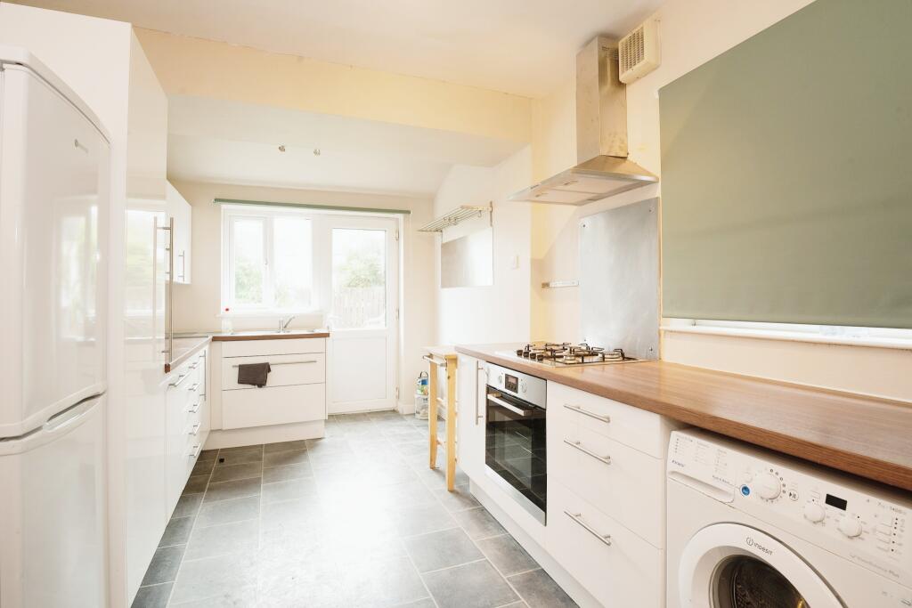 Main image of property: Llantrisant Street, Cardiff, CF24