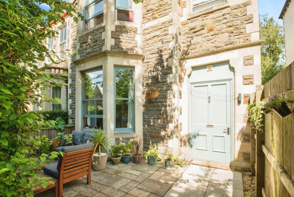 Main image of property: Oakfield Street, Caerdydd, Flat, CF24