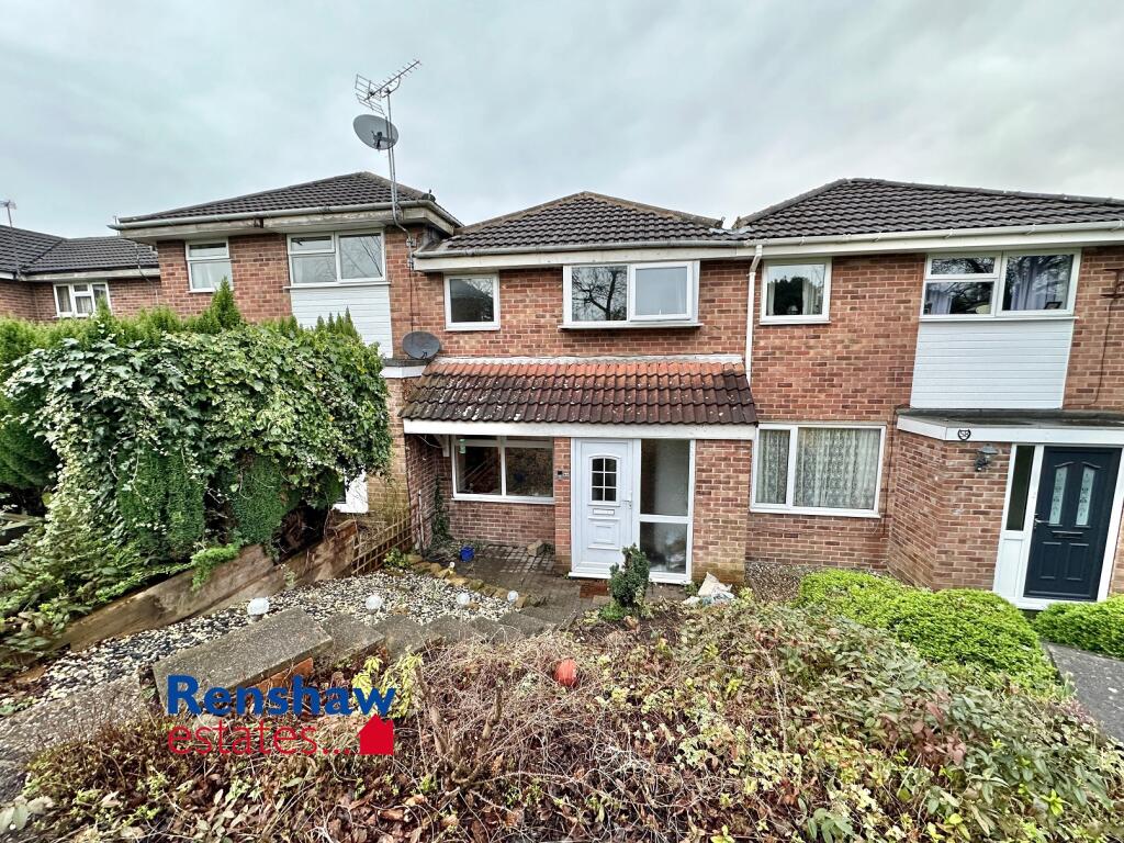 3 bedroom town house for sale in Farnham Walk, West Hallam, Ilkeston, Derbyshire, DE7