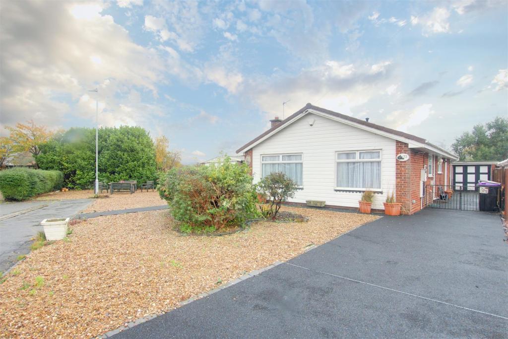 3 bedroom detached bungalow for sale in Marian Avenue, Mablethorpe, LN12