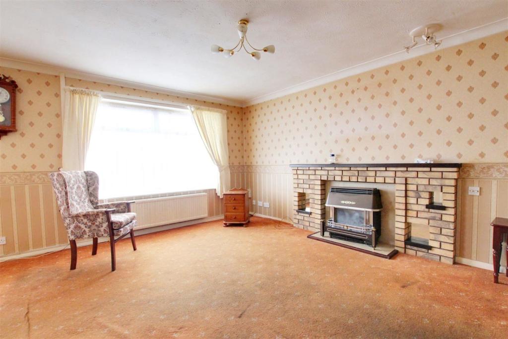 3 bedroom detached bungalow for sale in Marian Avenue, Mablethorpe, LN12