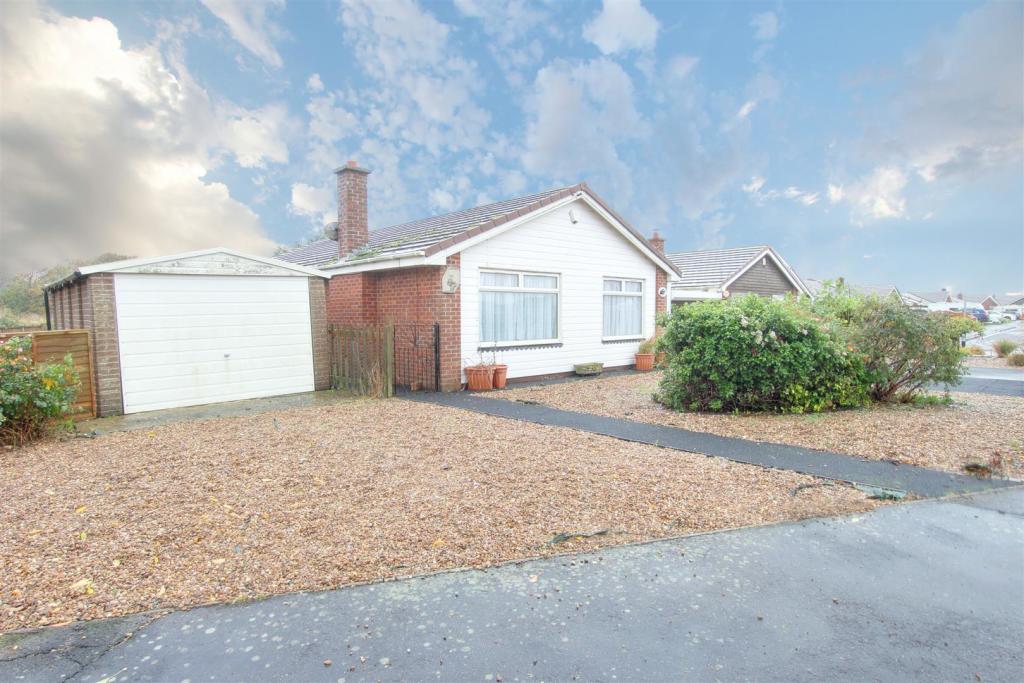 3 bedroom detached bungalow for sale in Marian Avenue, Mablethorpe, LN12