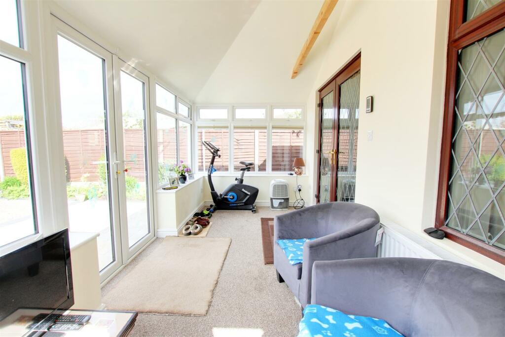 2 bedroom detached bungalow for sale in Jacklin Crescent, Mablethorpe, LN12
