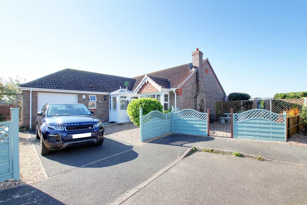 3 bedroom detached bungalow for sale in Aqua Drive, Mablethorpe, LN12