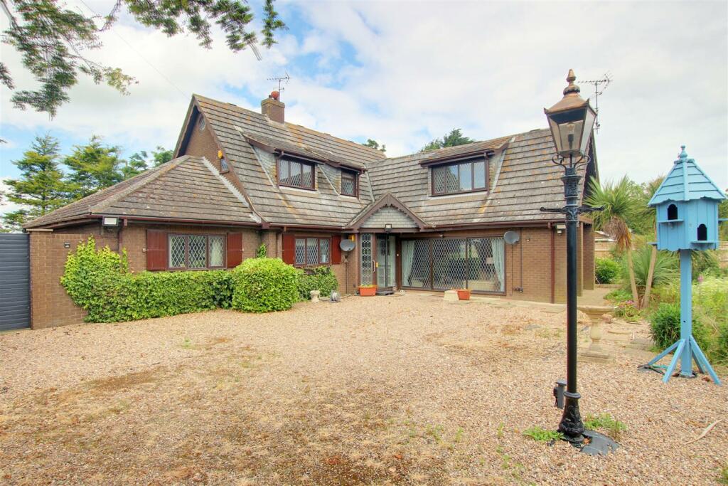 Main image of property: Saltfleet Road, Theddlethorpe, Mablethorpe