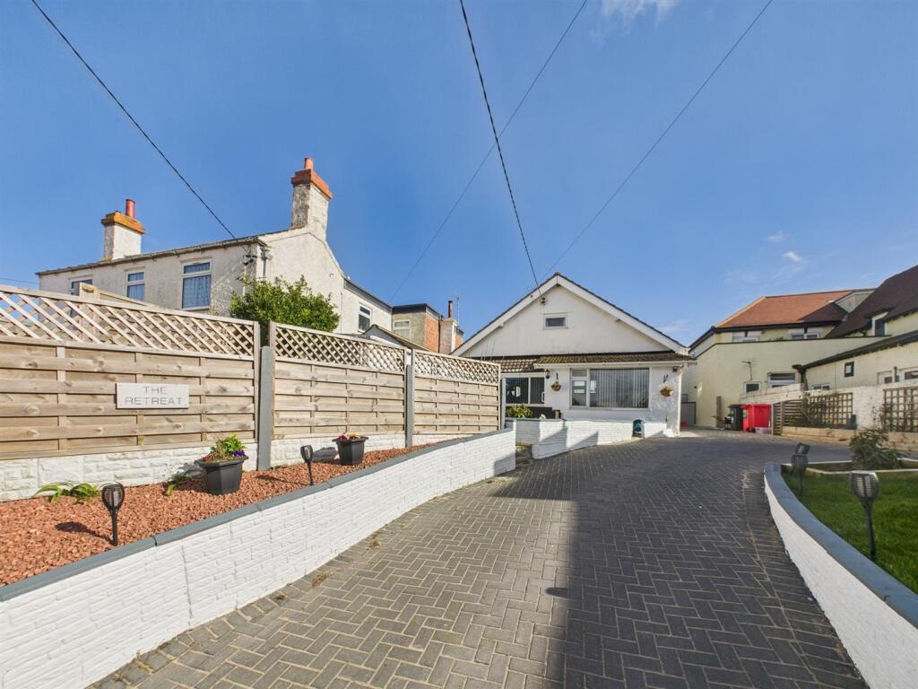 Main image of property: Queens Park Close, Mablethorpe