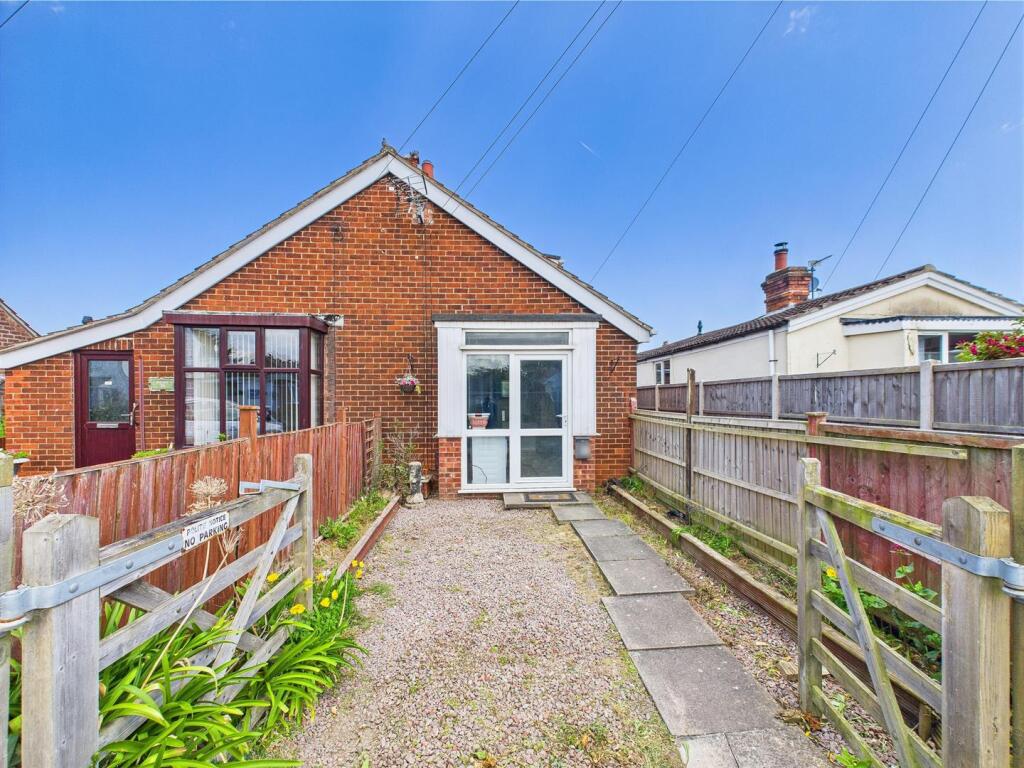 2 bedroom semi-detached bungalow