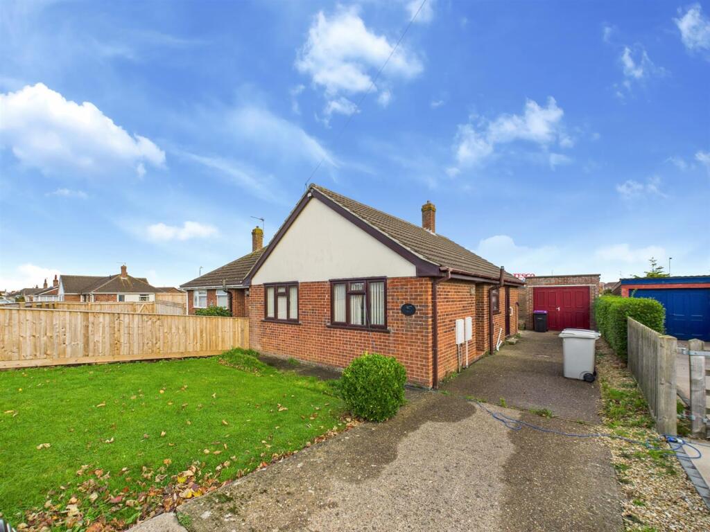 Main image of property: Golf Road, Mablethorpe