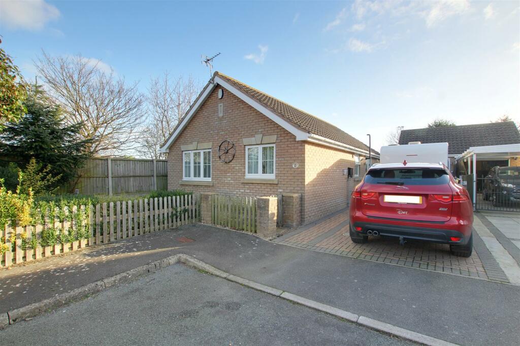 2 bedroom detached bungalow for sale in Hawthorn Drive, Mablethorpe, LN12