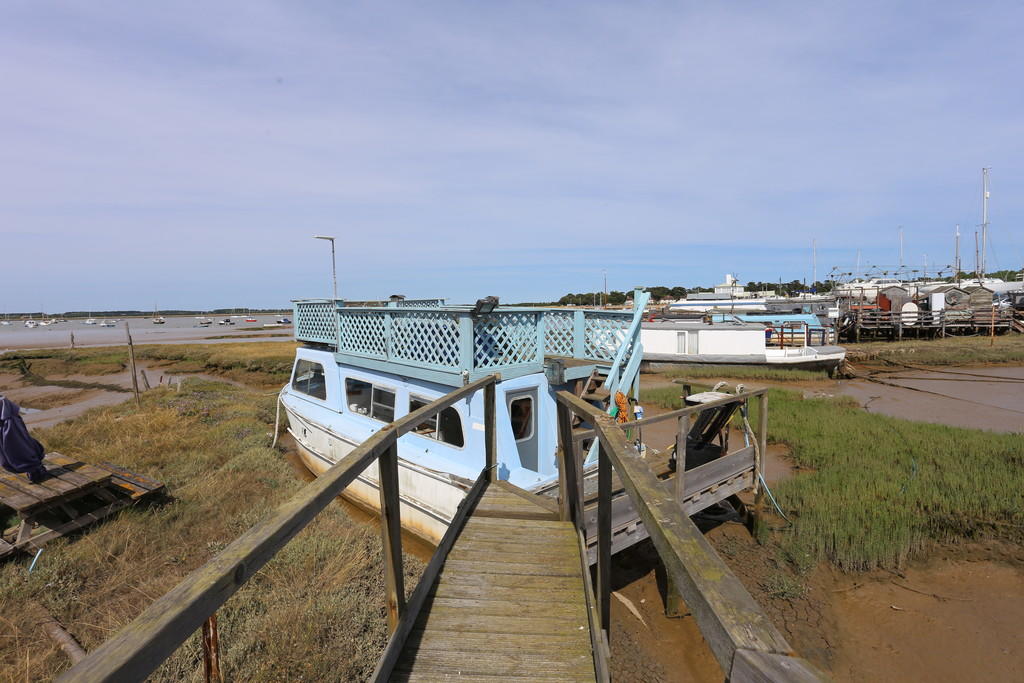 1 bedroom property for sale in The Ferry, Felixstowe, Suffolk, IP11