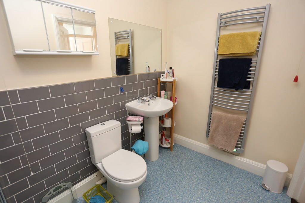 2 bedroom apartment for sale in Harvest House, Cobbold Road, Felixstowe