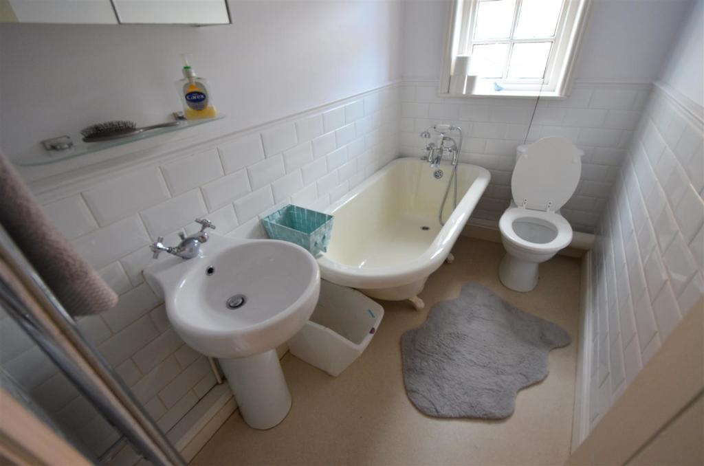 House for sale in Main Street, Lubenham, Market Harborough, LE16