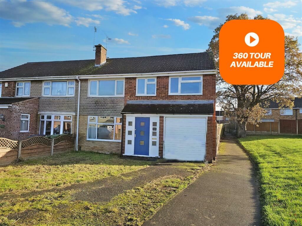 4 bedroom semidetached house for sale in Churchill Drive, Leicester Forest East, LE3