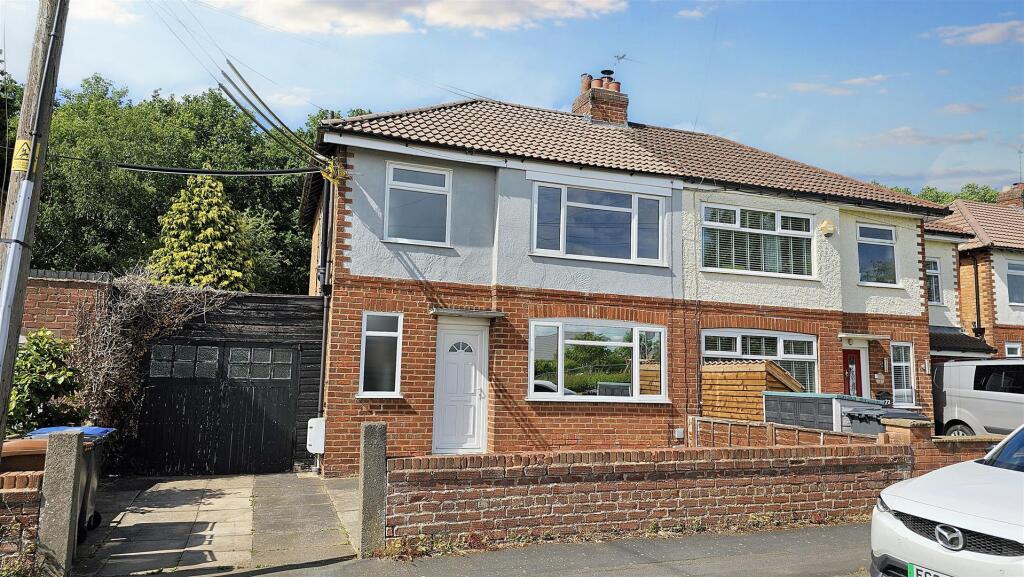 3 bedroom semi-detached house