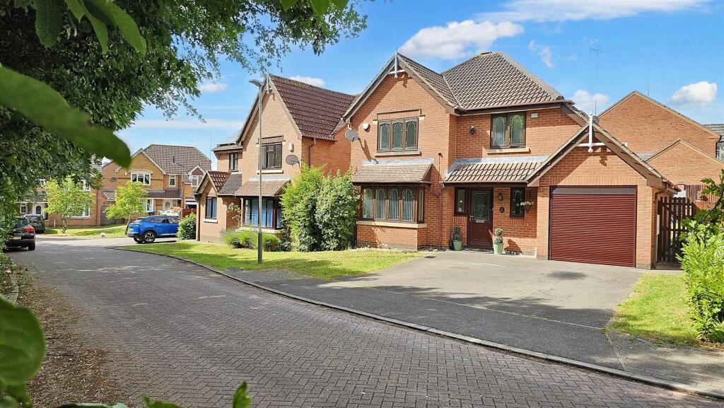 Main image of property: Hollybank Close, Hamilton, Leicester