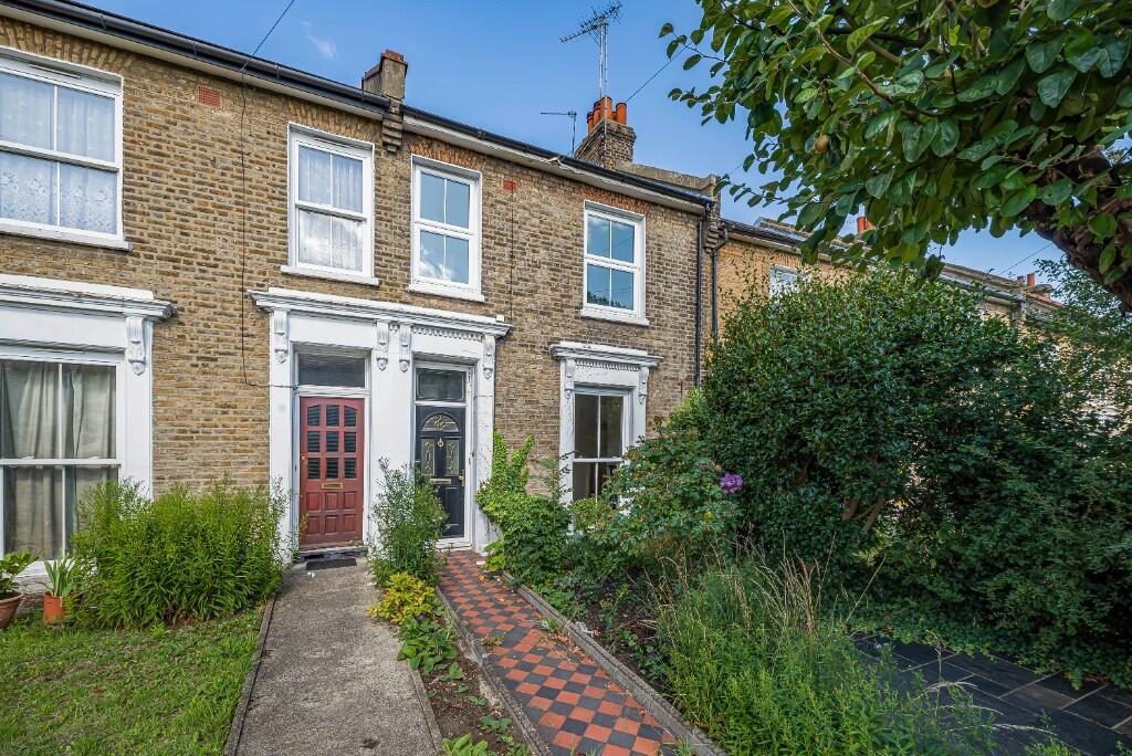 Main image of property: Plum Lane, London, SE18