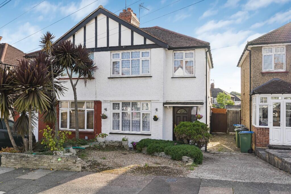 Main image of property: Landstead Road, London, SE18