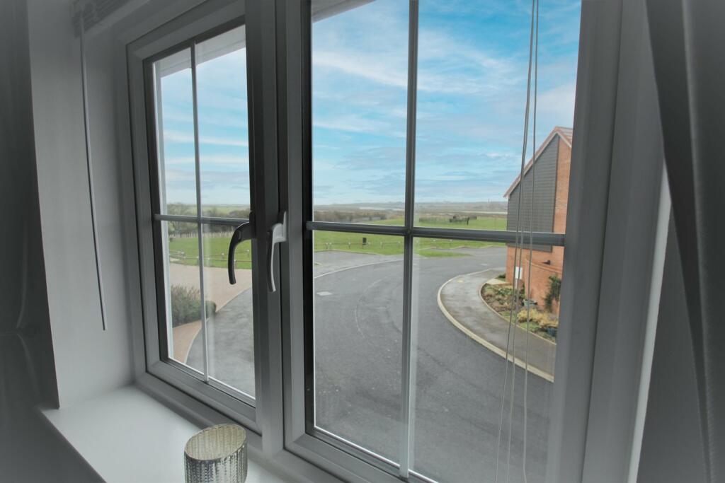 Additional property image - The Creek, Walton on the Naze, CO14