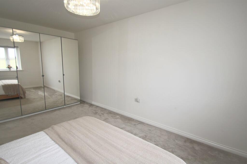 Additional property image - The Creek, Walton on the Naze, CO14